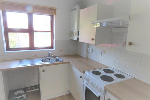 2 bedroom flat to rent, Whitefield Lodge, Whitefield Road