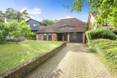 4 bedroom detached house for sale, Woodlands, Chatham, Kent, ME5