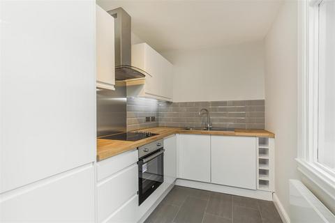 1 bedroom flat to rent, Hazlitt Road, Brook Green, London, W14