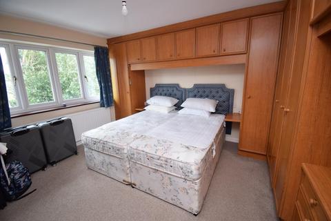 4 Beach Road, Morfa Bychan, Porthmadog, LL49 9YA