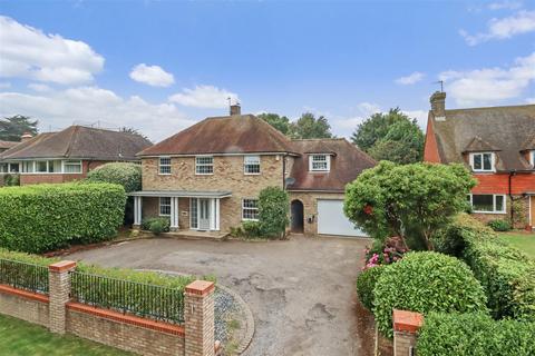4 bedroom detached house for sale, Firle Drive, Seaford