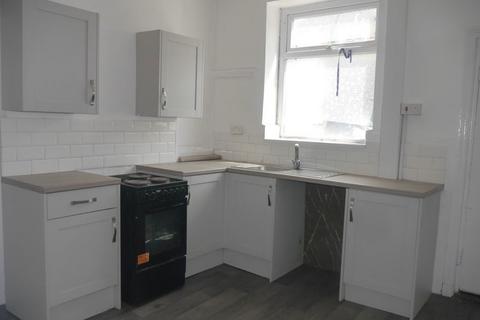 2 bedroom terraced house to rent, Chapel Road, Nelson, Lancashire