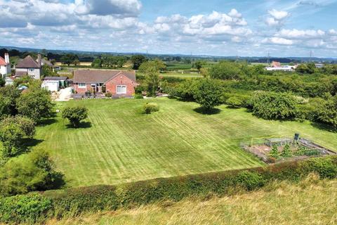 4 bedroom detached bungalow for sale, Buttermilk Lane, Gloucester