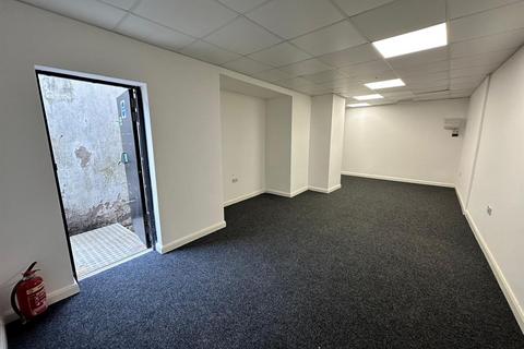 Property to rent, High Street, Gorseinon, Swansea