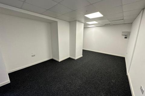 Property to rent, High Street, Gorseinon, Swansea