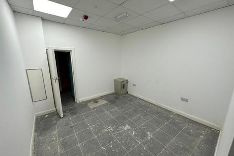 Property to rent, High Street, Gorseinon, Swansea