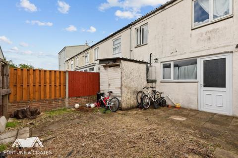 353 Milwards, Harlow, CM19 4SW
