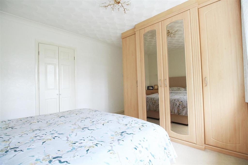 Bedroom 1..jpg