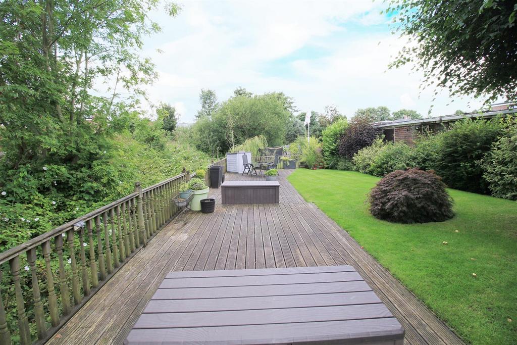 Garden 2.jpg