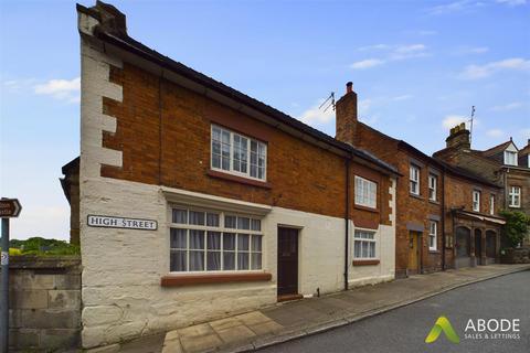 3 bedroom end of terrace house for sale, High Street, Alton ST10