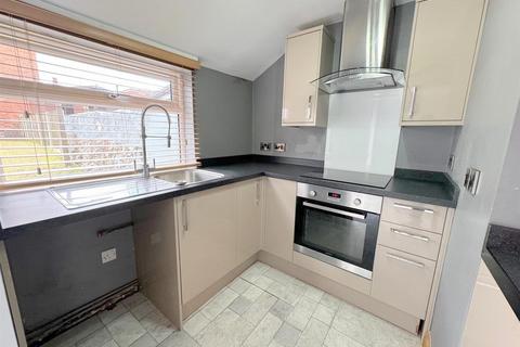 3 bedroom townhouse for sale, Fountain Street, Leek