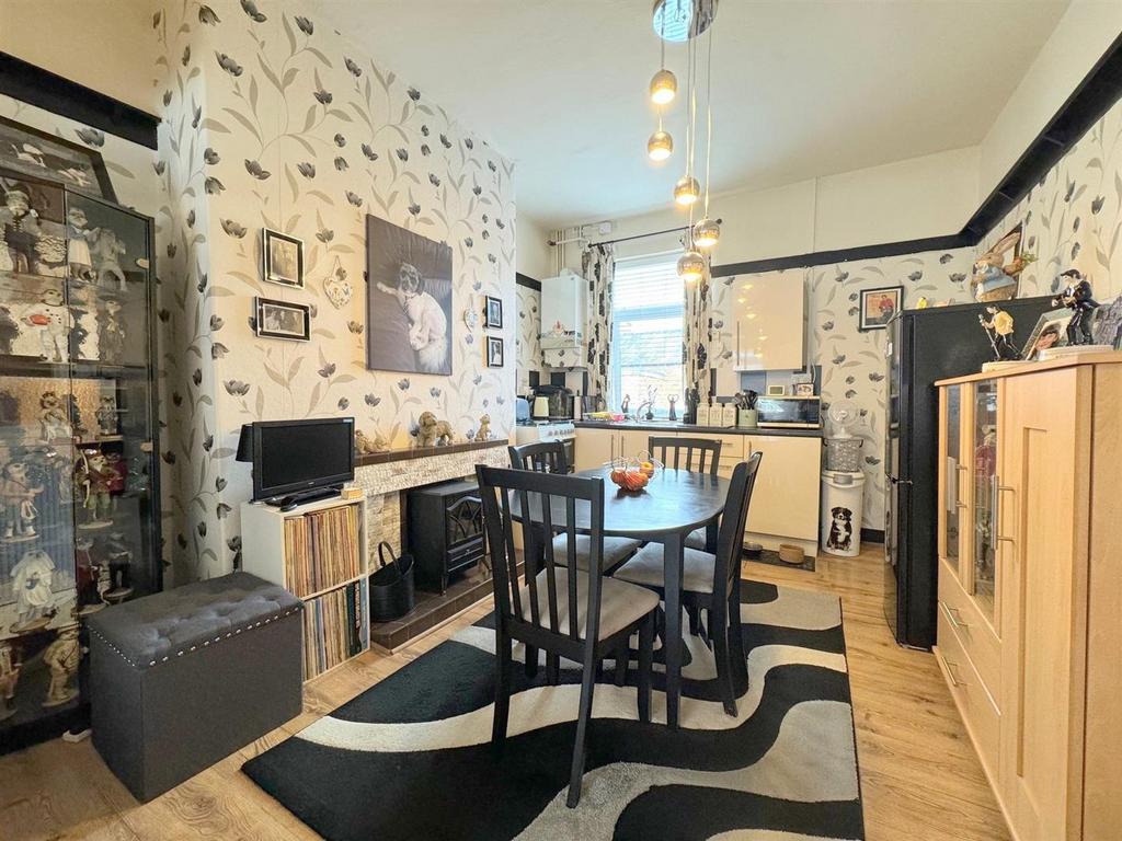 Southbank Street, Leek 3 bed terraced house for sale £145,000