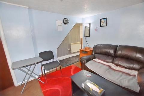 1 bedroom cottage for sale, Albert Place, Camborne