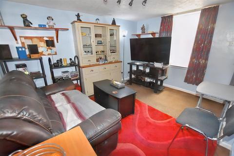 6 Albert Place, Camborne, TR14 8BP