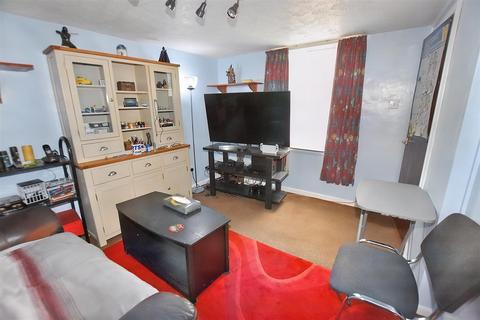 6 Albert Place, Camborne, TR14 8BP