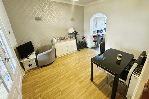 2 bedroom terraced house for sale, Shaftesbury Road, Hillside, Southport