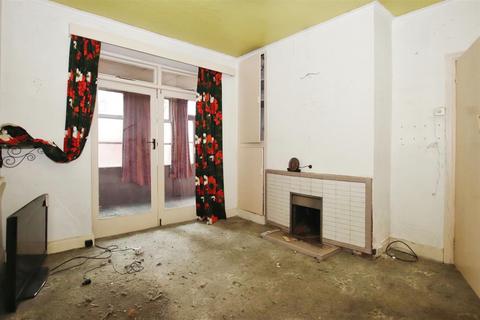 3 bedroom semi-detached house for sale, Osbourne Road, Hartshill, Stoke-On-Trent