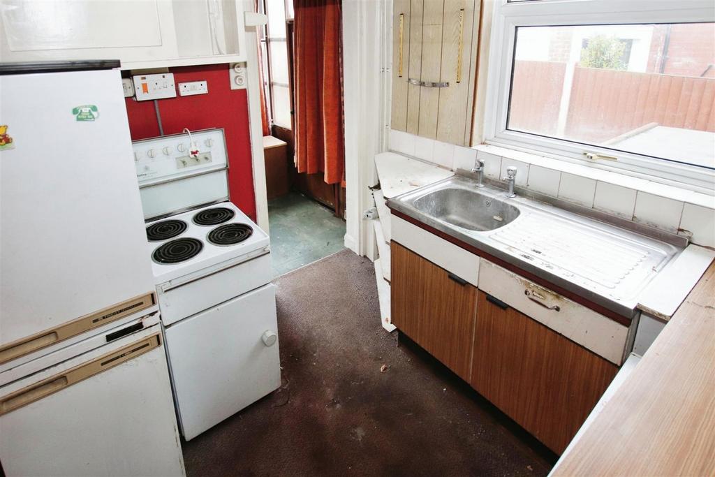 Fitted kitchen