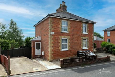 2 bedroom semi-detached house for sale, Upton Road, Ryde