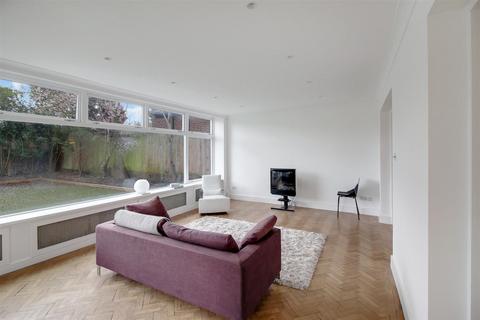 5 bedroom detached house for sale, St. Edwards Close, Golders Green, London