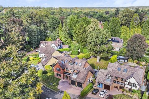 10 Grant Walk, Ascot, SL5 9TT