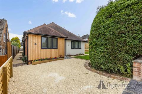 2 bedroom bungalow for sale, Woodside Road, Radcliffe-On-Trent