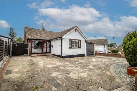 3 bedroom detached bungalow for sale, Southernhay, Leigh-on-Sea SS9