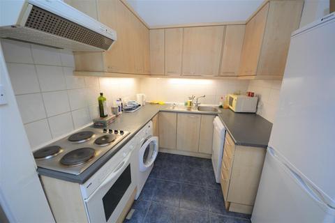 2 bedroom flat to rent, Goldhurst Terrace, South Hampstead NW6