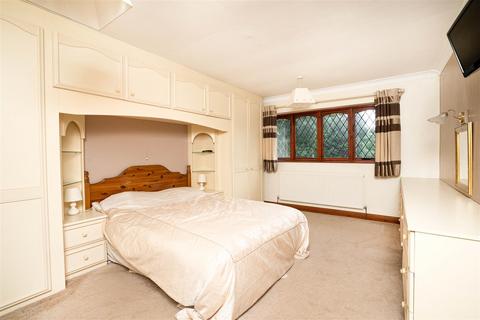 Chadwick House Chadwick Lane, Knowle, Solihull, B93 0AS