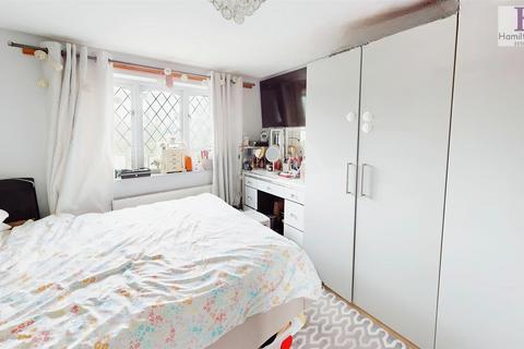 14 Aydonway, Shelf, Halifax, HX3 7QA