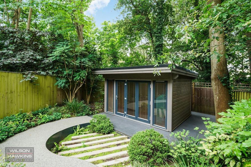 2 Oakley Grange, Mount Park Road - Qcch3 Zbxp JAbv Ti