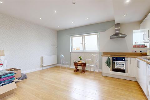 1 bedroom flat for sale, 103 Fortuneswell, Portland