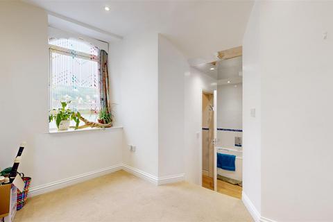 1 bedroom flat for sale, 103 Fortuneswell, Portland