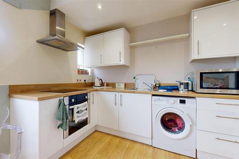 1 bedroom flat for sale, 103 Fortuneswell, Portland