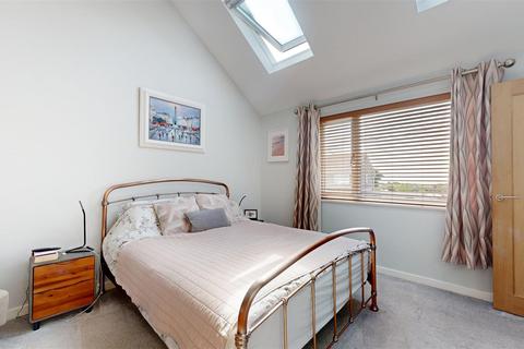 9 Augusta Close, Portland, DT5 1DF