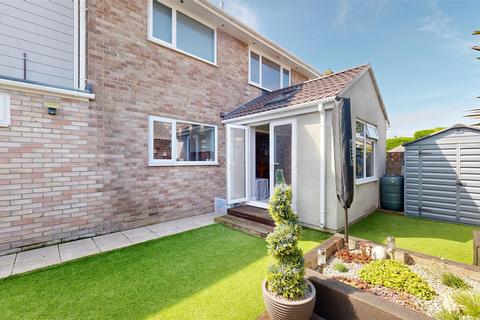 9 Augusta Close, Portland, DT5 1DF