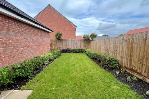 3 bedroom semi-detached house to rent, BOYD ROAD, MELTON MOWBRAY