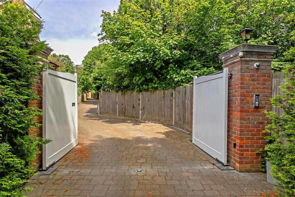 17 AFaircross Way-3[45].jpg