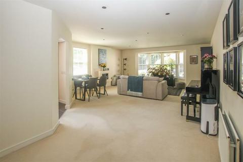 2 bedroom apartment to rent, Sawyers Grove, Brentwood