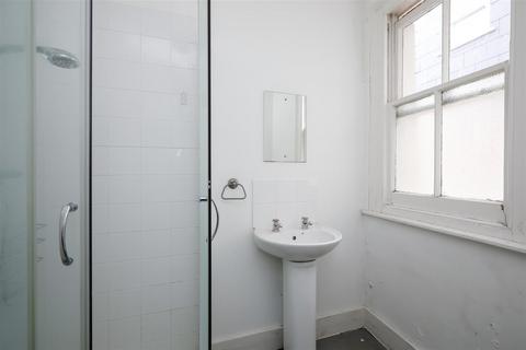 3 bedroom property for sale, Fawe Park Road, London