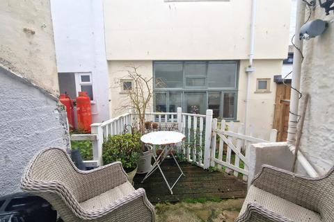 The Cuddy, 9 Thomas Terrace, Porthleven, Helston, TR13 9DE