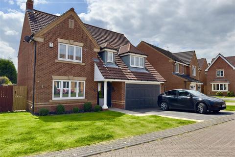 4 bedroom detached house for sale, Elsham Fold, Hemsworth, Pontefract