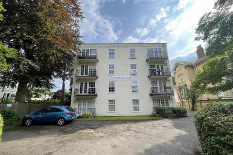 1 bedroom flat for sale, Lypiatt Road, Cheltenham