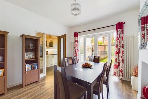 3 bedroom detached house for sale, Forester Grove, Nottingham NG4