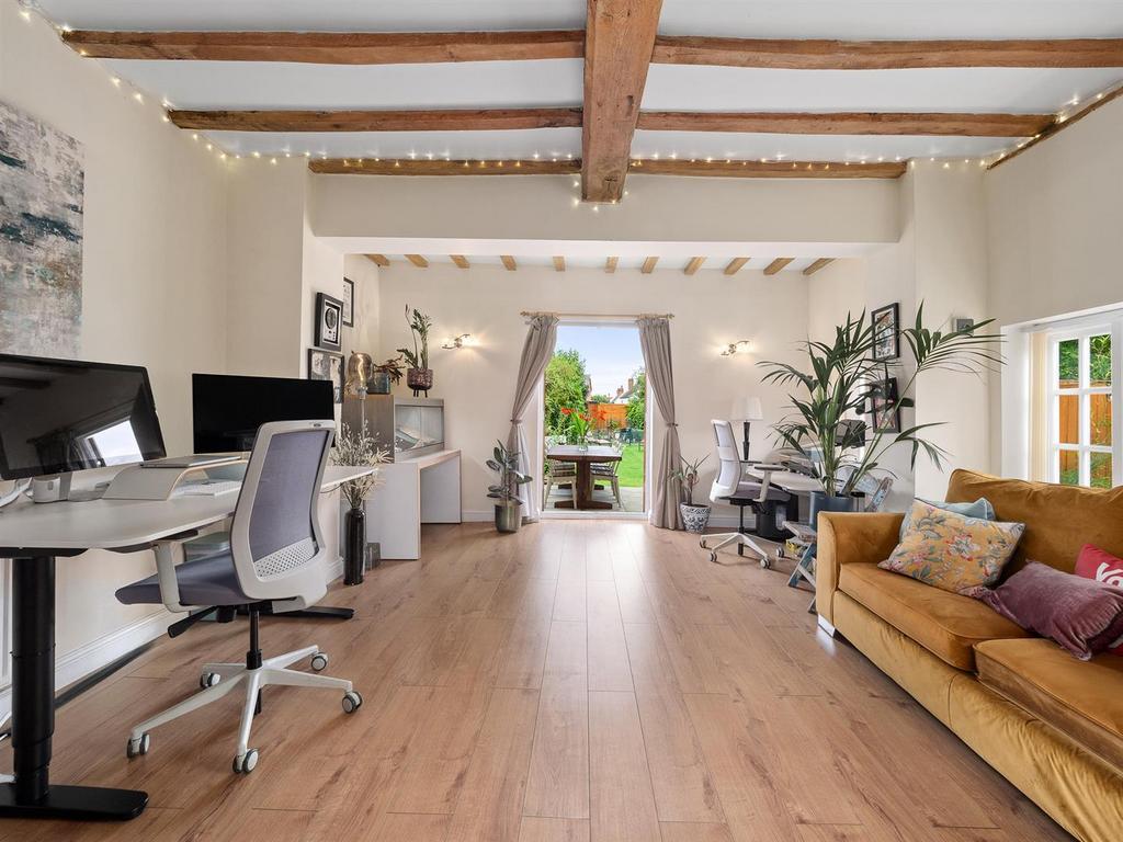 Garden room