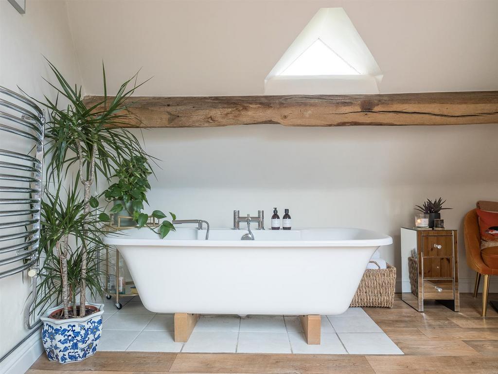 Master ensuite