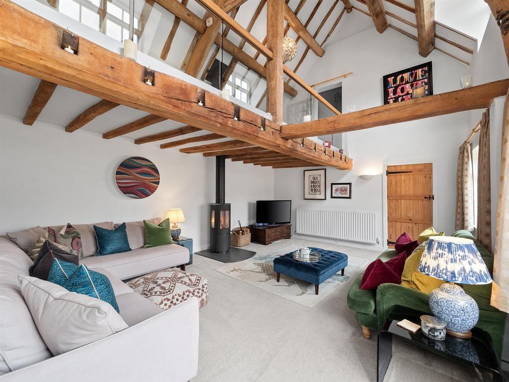 Living room &amp; gallery landing