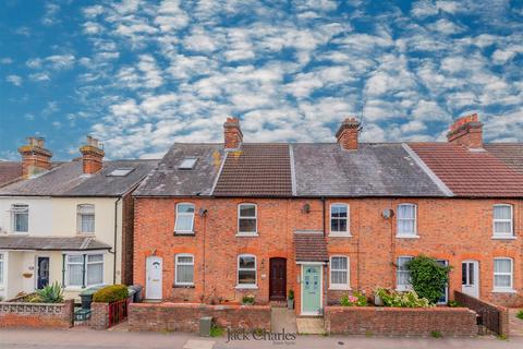 2 bedroom terraced house for sale, Shipbourne Road, Tonbridge