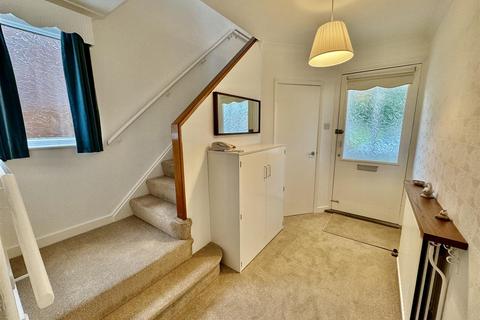 3 bedroom semi-detached house to rent, Barrett Road, Darlington