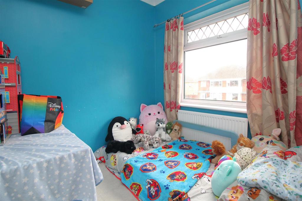 Bedroom 3 .JPG